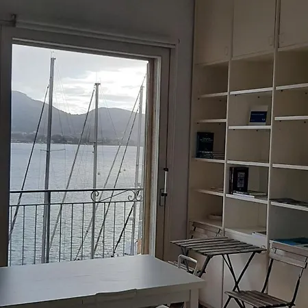 Monolocale La Darsena 아파트